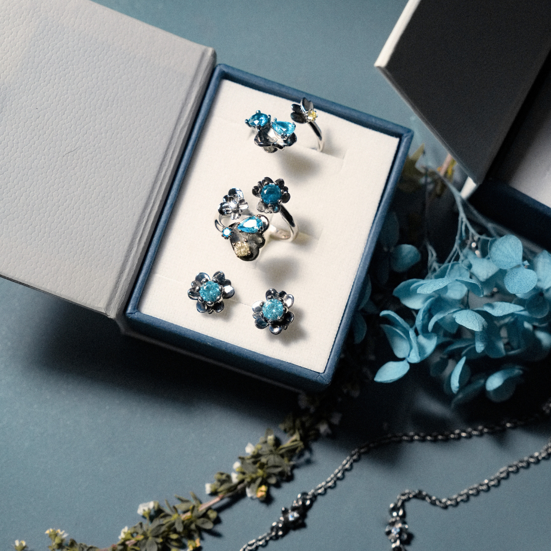 Symphony Stud Earrings