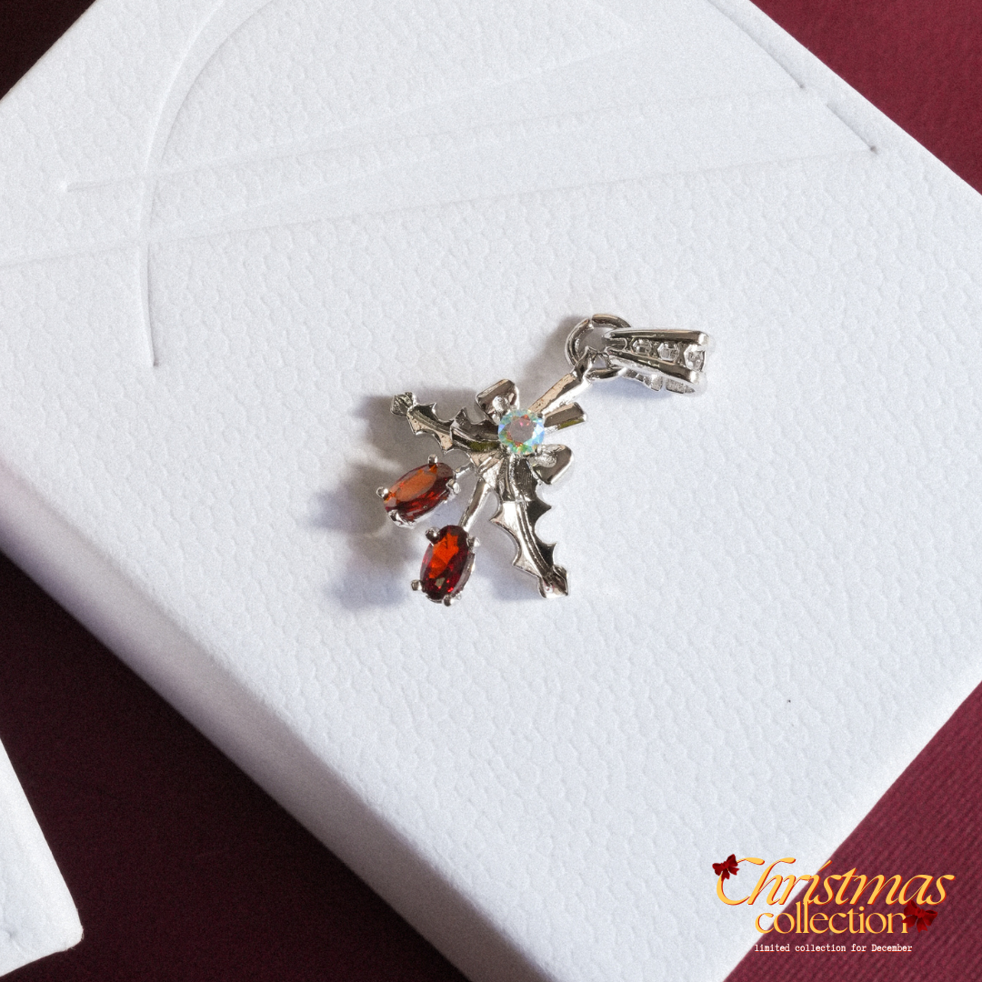 Mistletoe (M) Charm