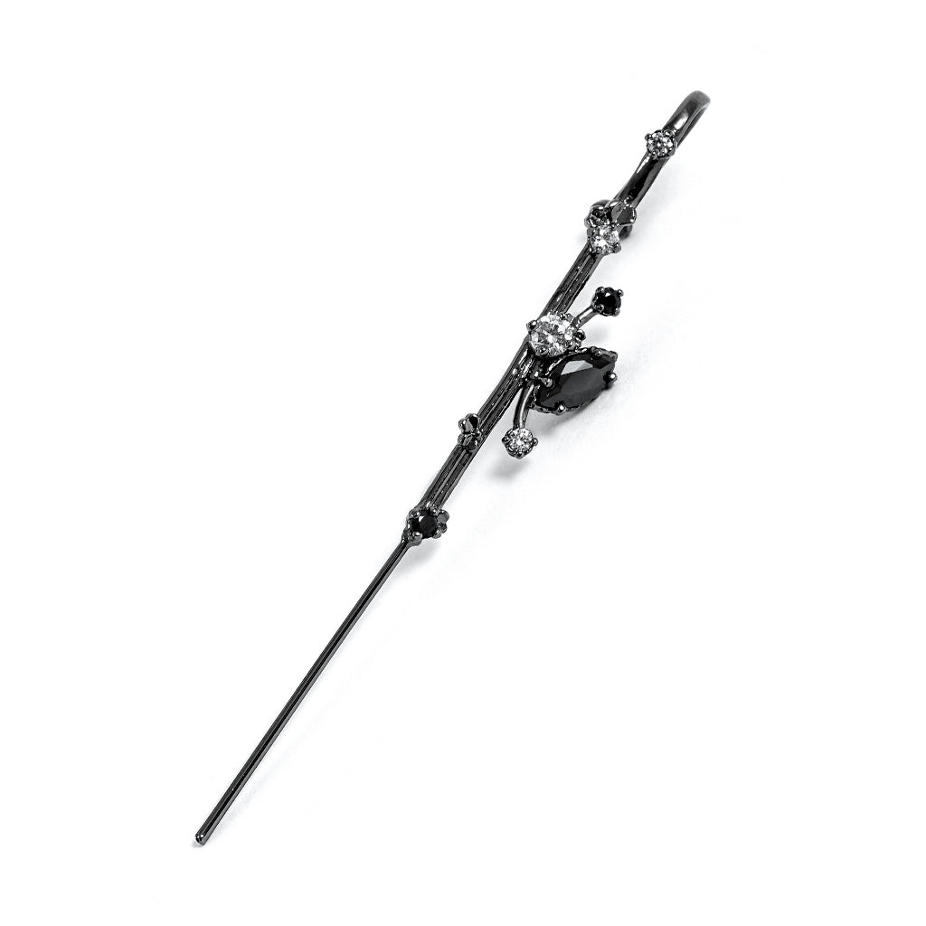 Star Dust Ear Pin [Black color]