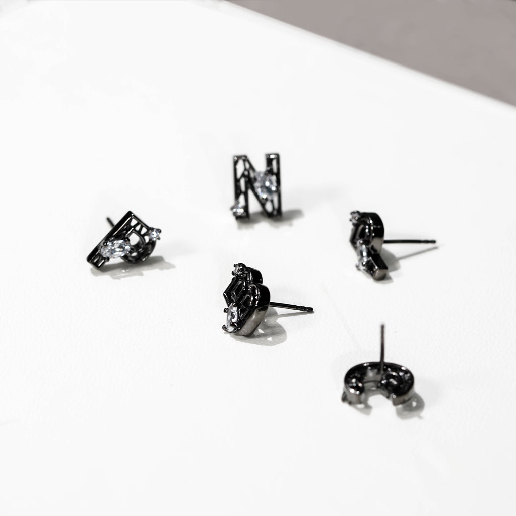 Mini New Alphabet Stud Earrings [Black gold]