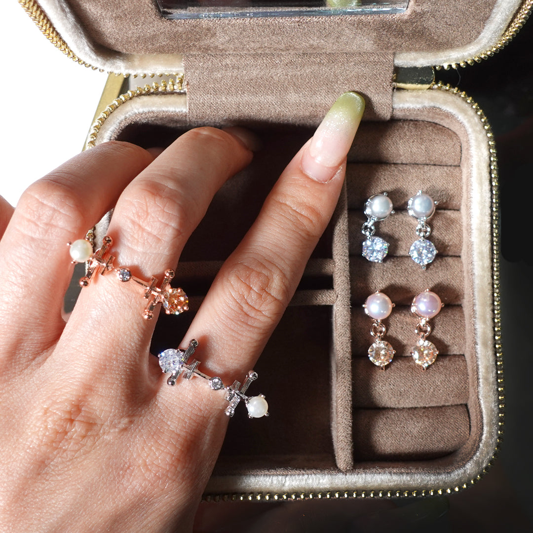 Mini Gem X Pearl Ring