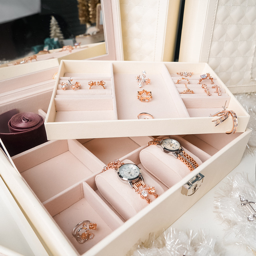 Grand Jewelry Box