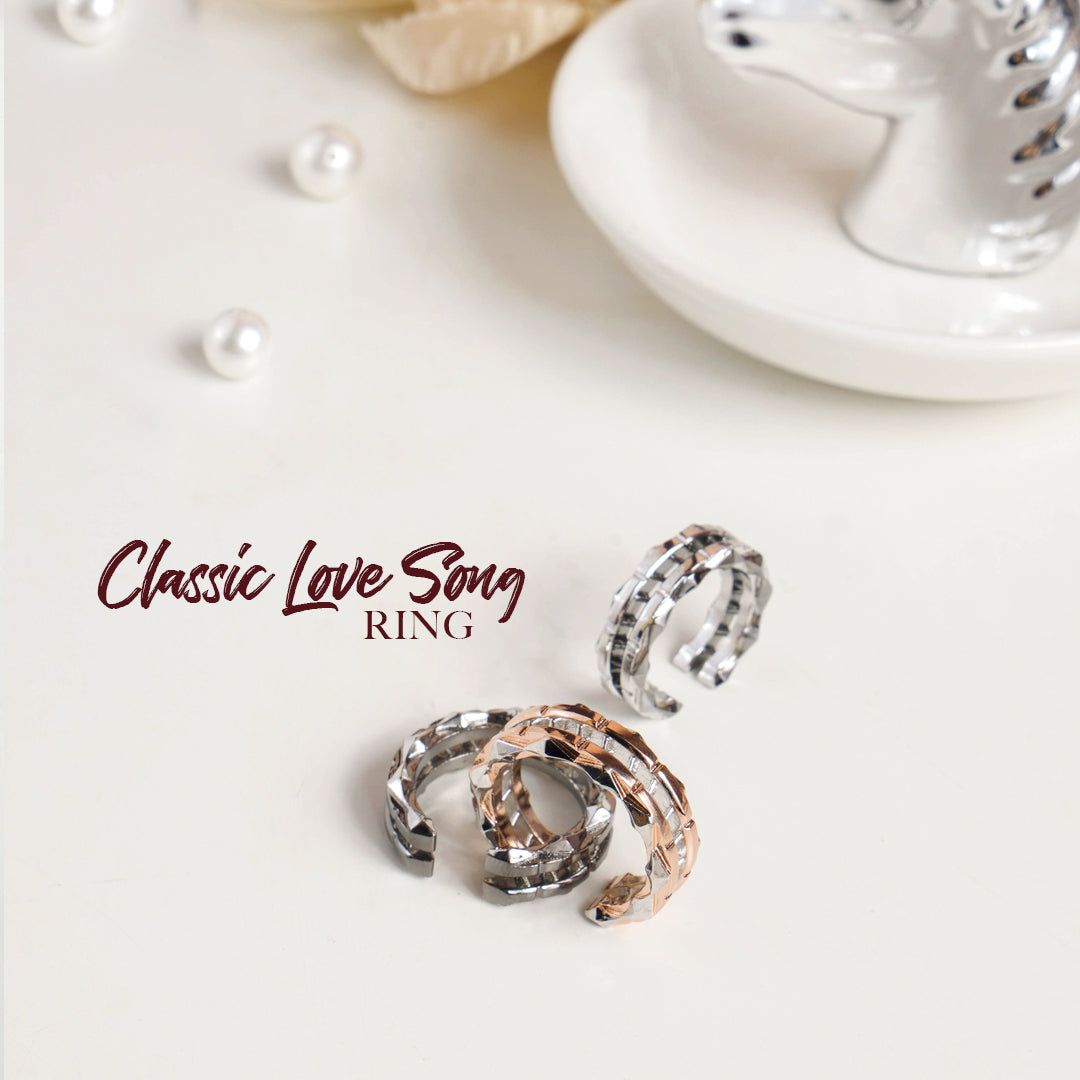 Classic Love Song Ring [White gold]