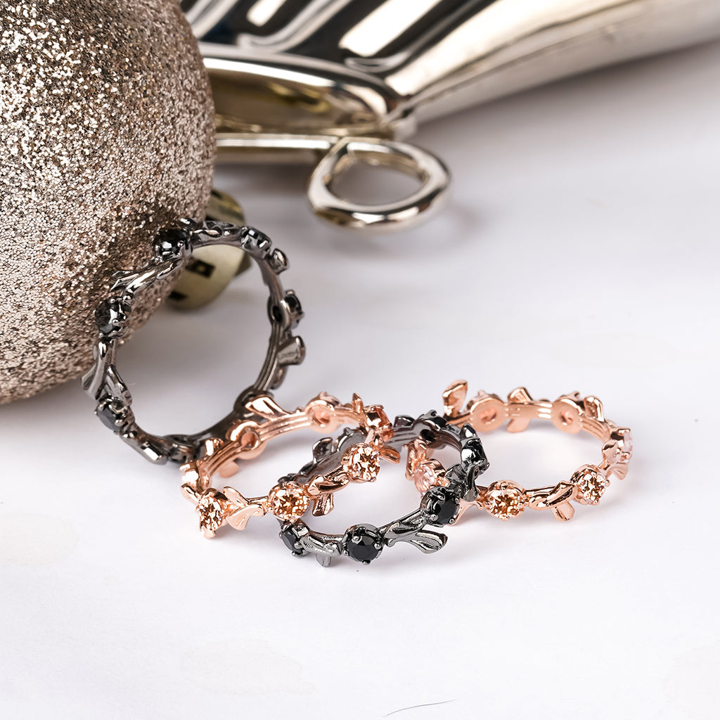 Dancing Floral Ring [Black gold]
