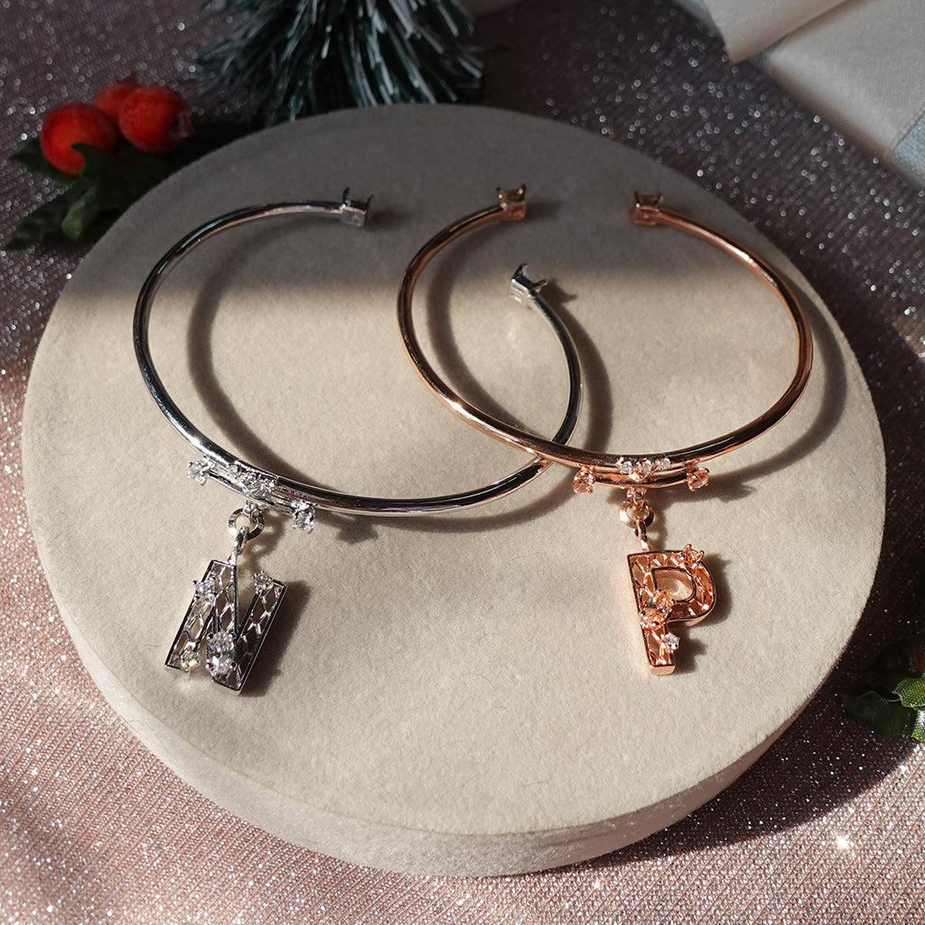 New Alphabet 1 Line Bangle [White gold]