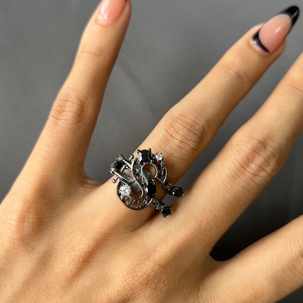 New Alphabet S Ring [Black/White gems]