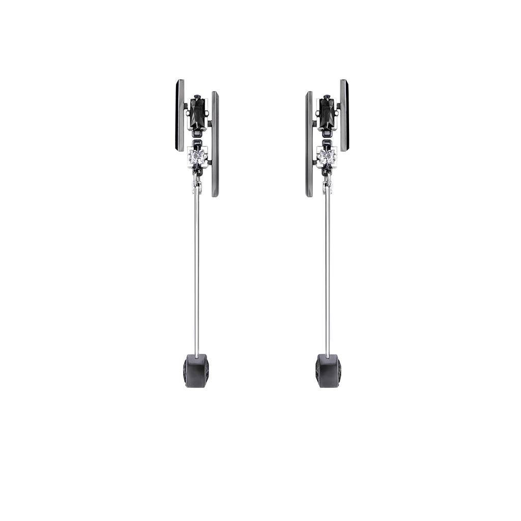 Grand Pilot Earrings [Black gems]