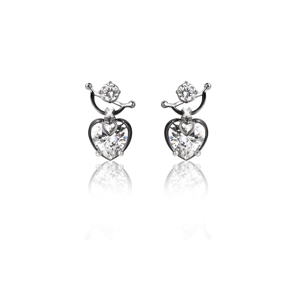 Heart Stud Earrings [White gems]