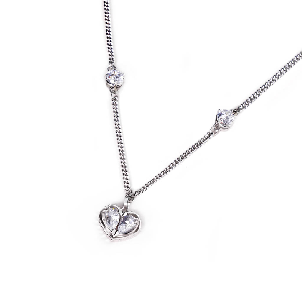 Love Song Necklace [White gems]