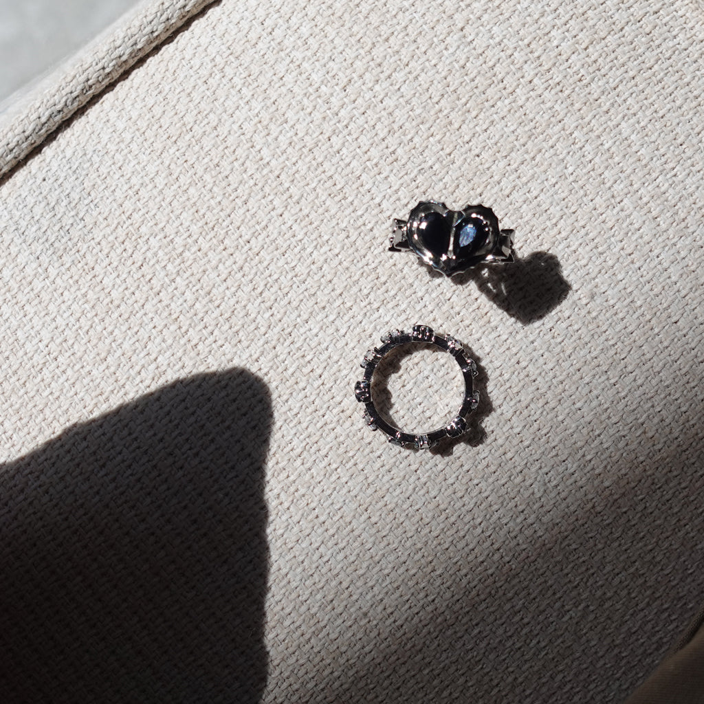 Grand Love Song Ring [Black gems]